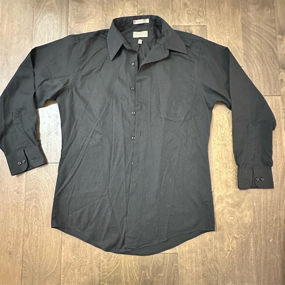 Van‎ Heusen Dress Shirt Mens M Black Fitted Satin Stripe Button Up 15.5